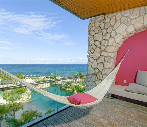 All Fun Inclusive at Hotels and Parks in Riviera Maya 